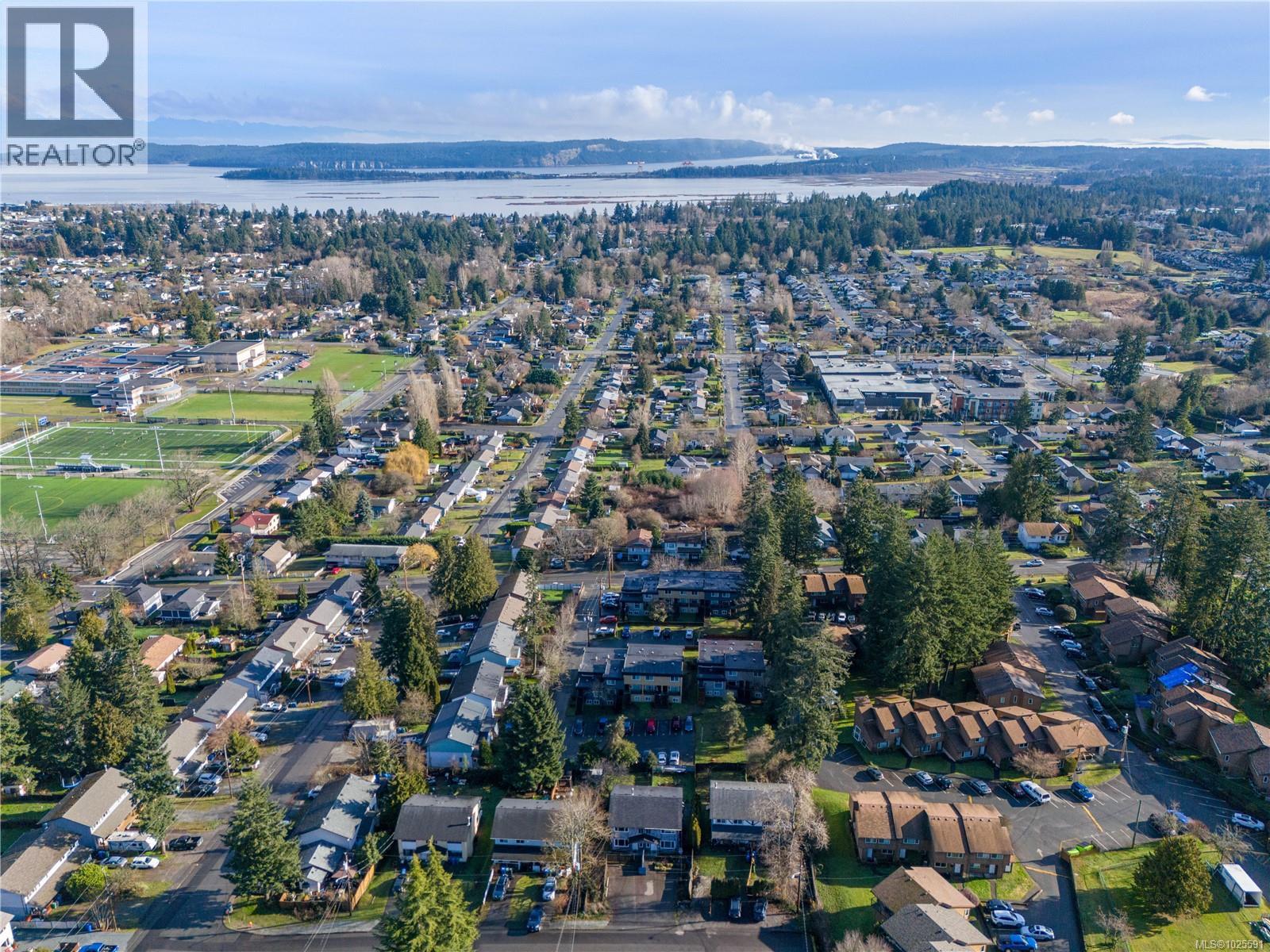 834 HOLLY HILL RD - 34