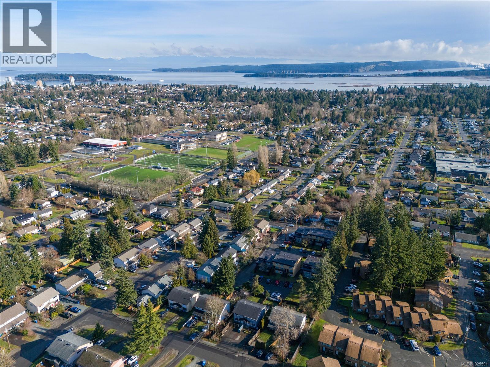 834 HOLLY HILL RD - 35