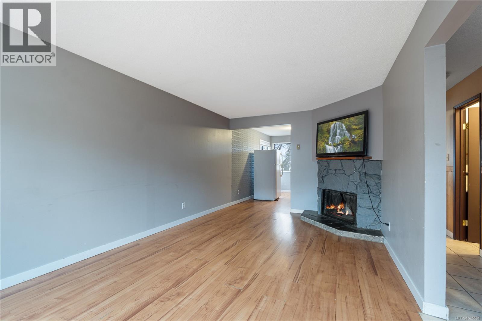 834 HOLLY HILL RD - 7