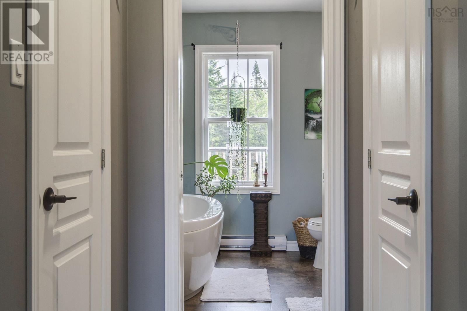 Property 17 of 51 of 741 Villagedale Road