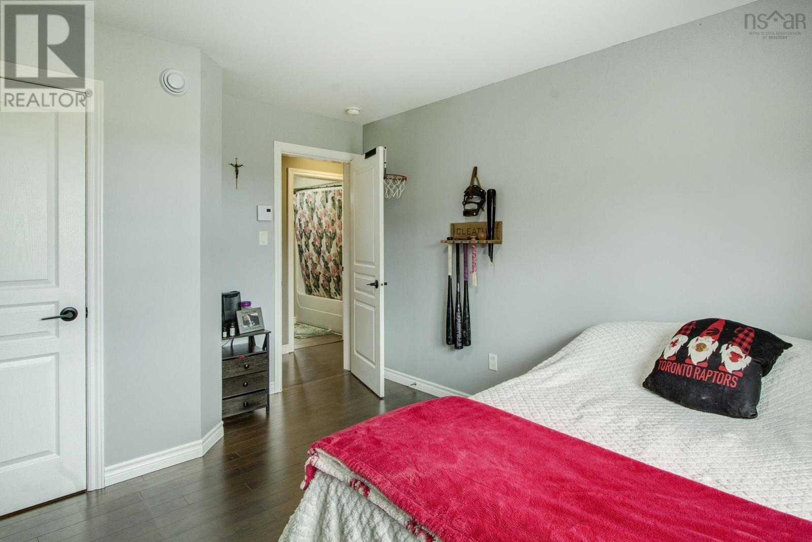 Property 25 of 51 of 741 Villagedale Road