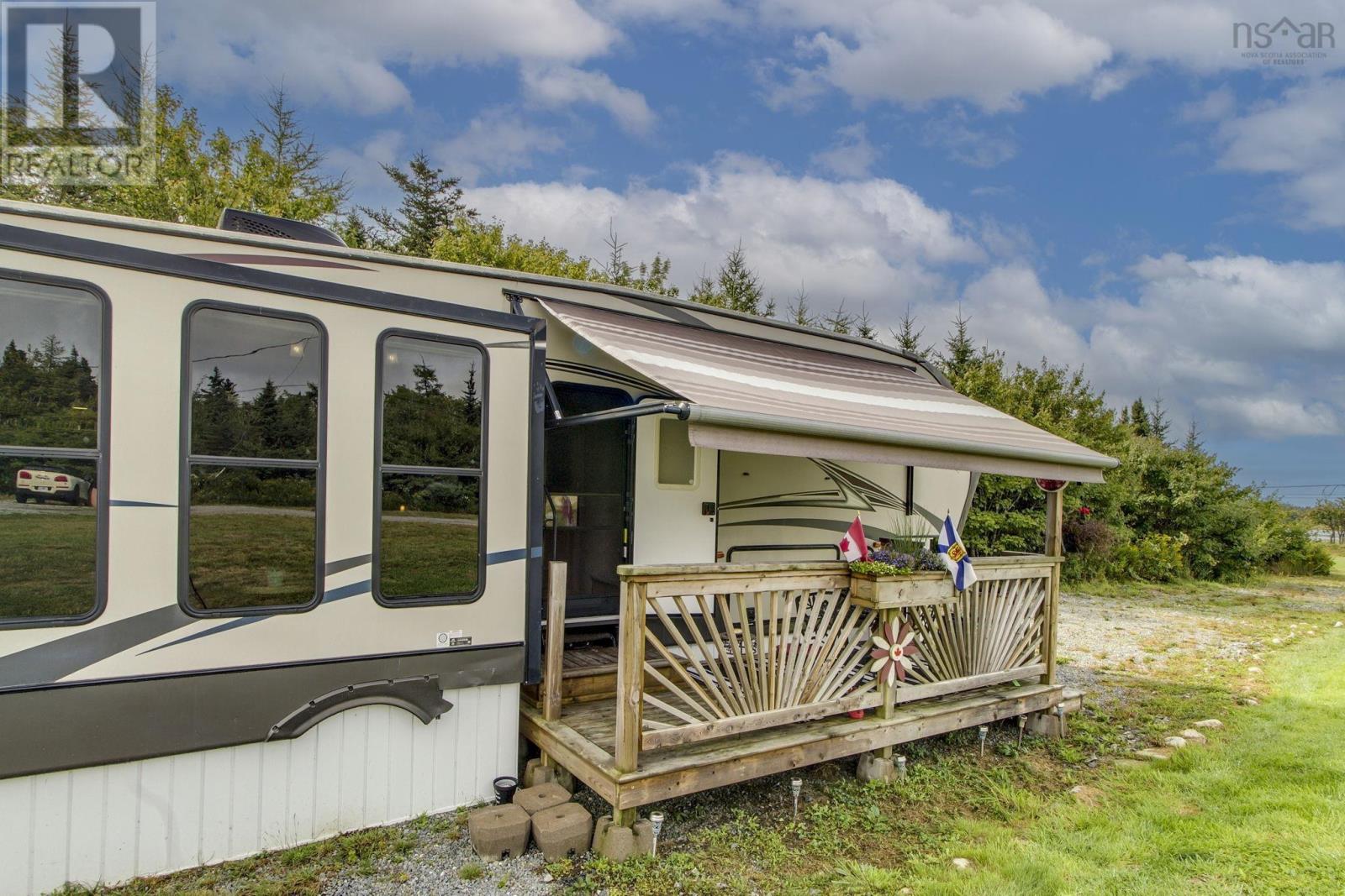 Property 39 of 51 of 741 Villagedale Road