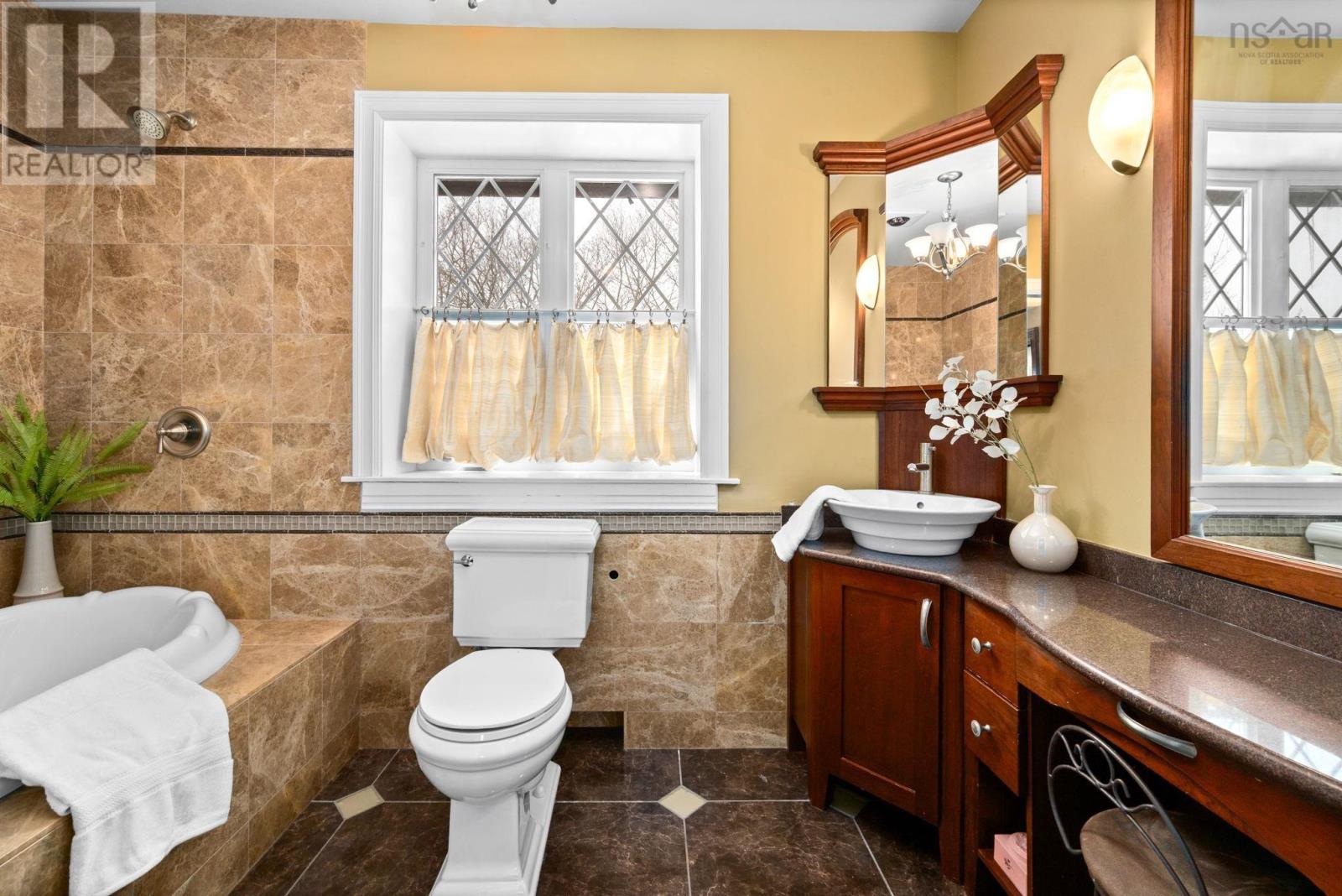 Property 26 of 49 of 1950 Connaught Avenue