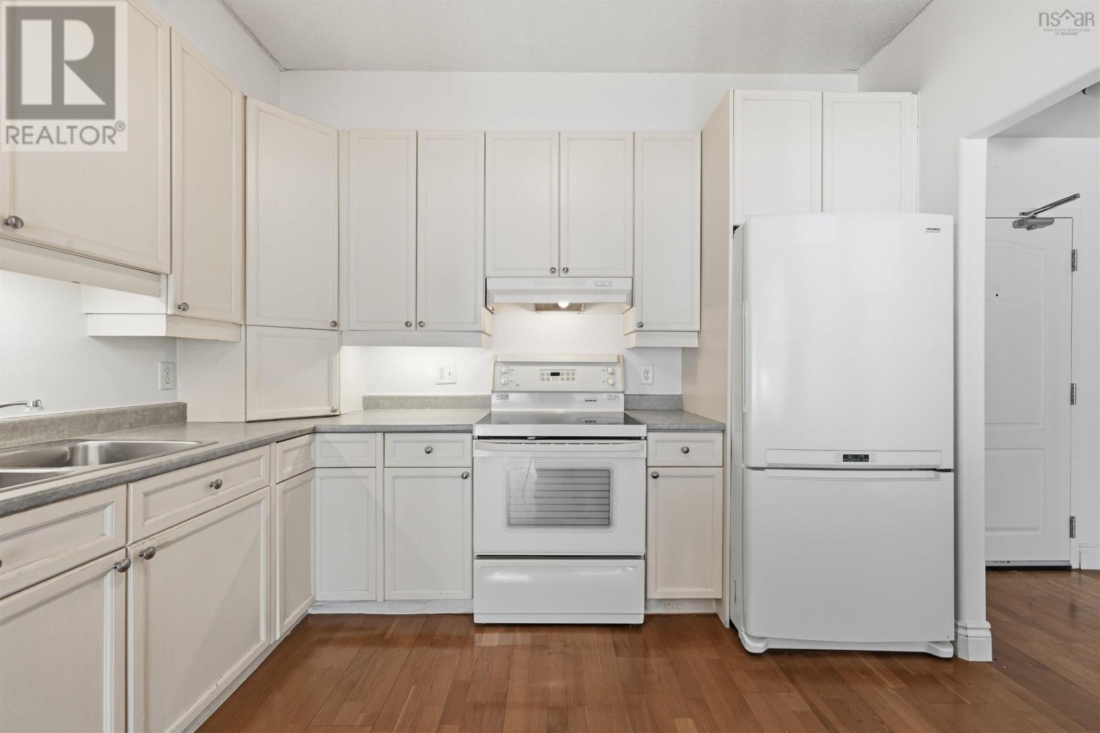 Property 7 of 36 of 202 79 Bedros Lane