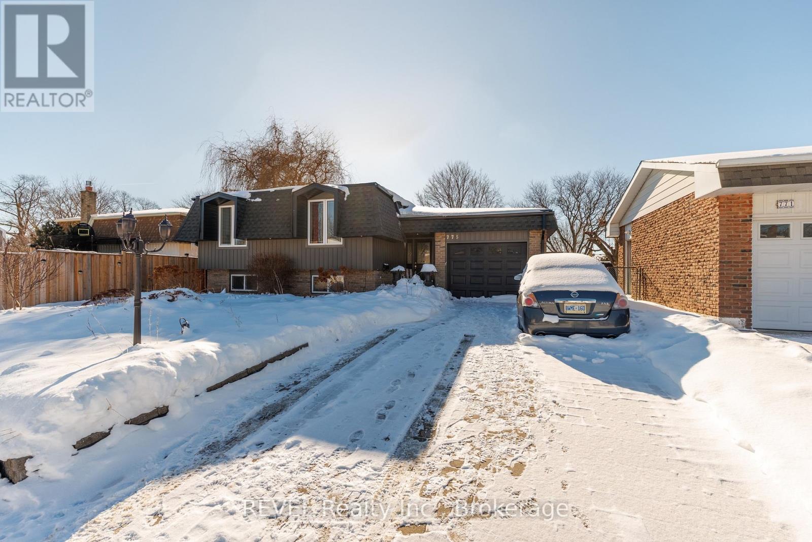 775 GREG DRIVE - Photo 3 of 36, Burlington (Shoreacres), Ontario