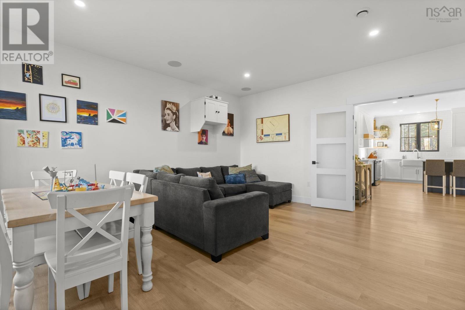 Property 17 of 47 of 106 Edward Dr