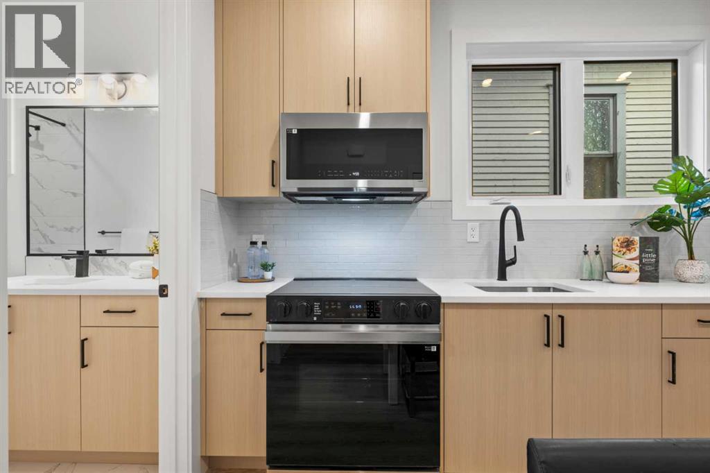 Single Family House for Sale in  B Street SW Bankview Calgary 