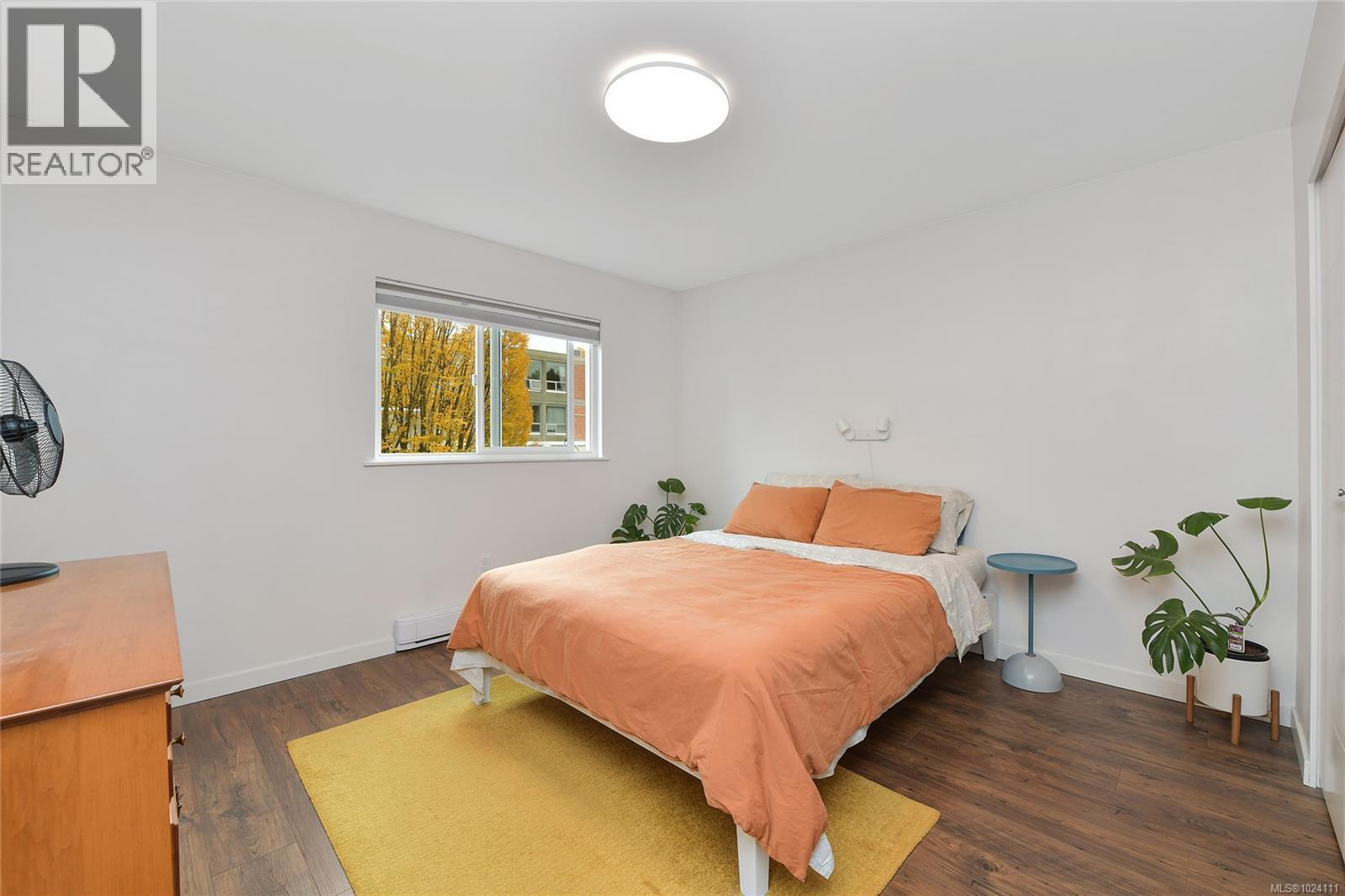 208 955 Dingley Dell, Esquimalt