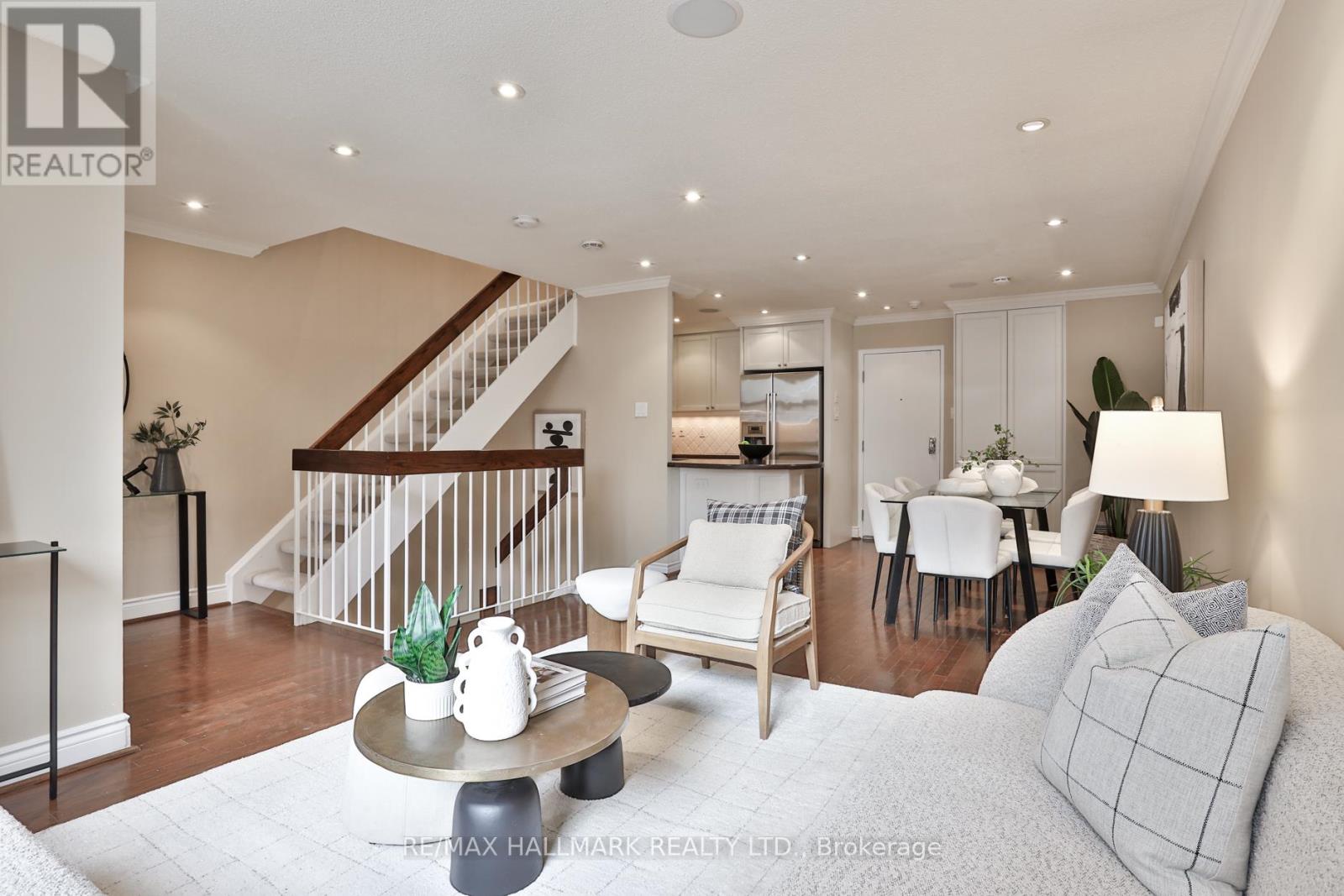 A12 - 142 PEARS AVENUE - Photo 5 of 35, Toronto (Annex), Ontario