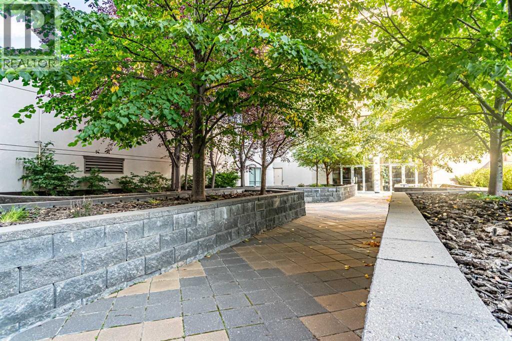 Single Family House for Sale in    Street SW Beltline Calgary 