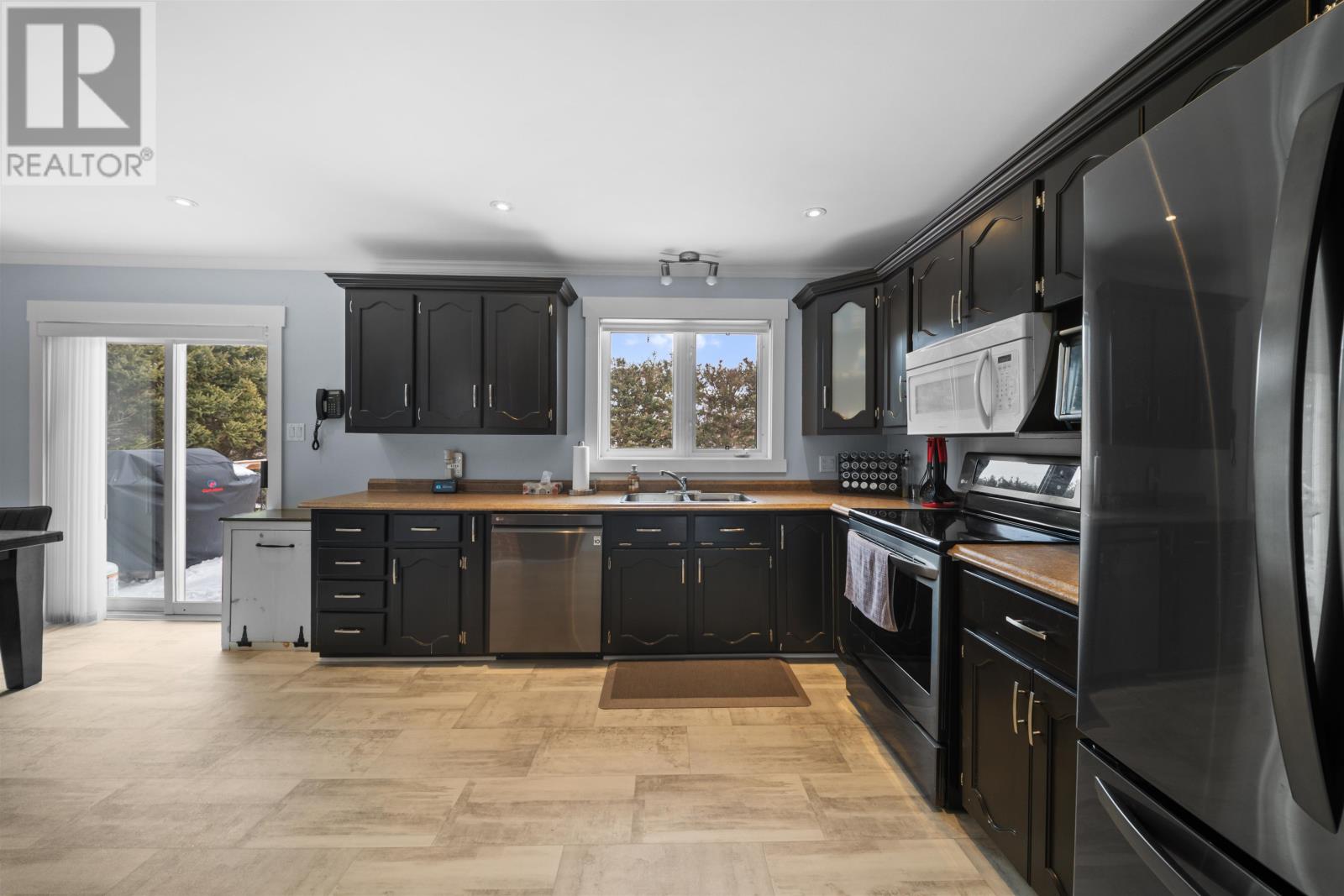 35 Fairway Avenue — photo 5