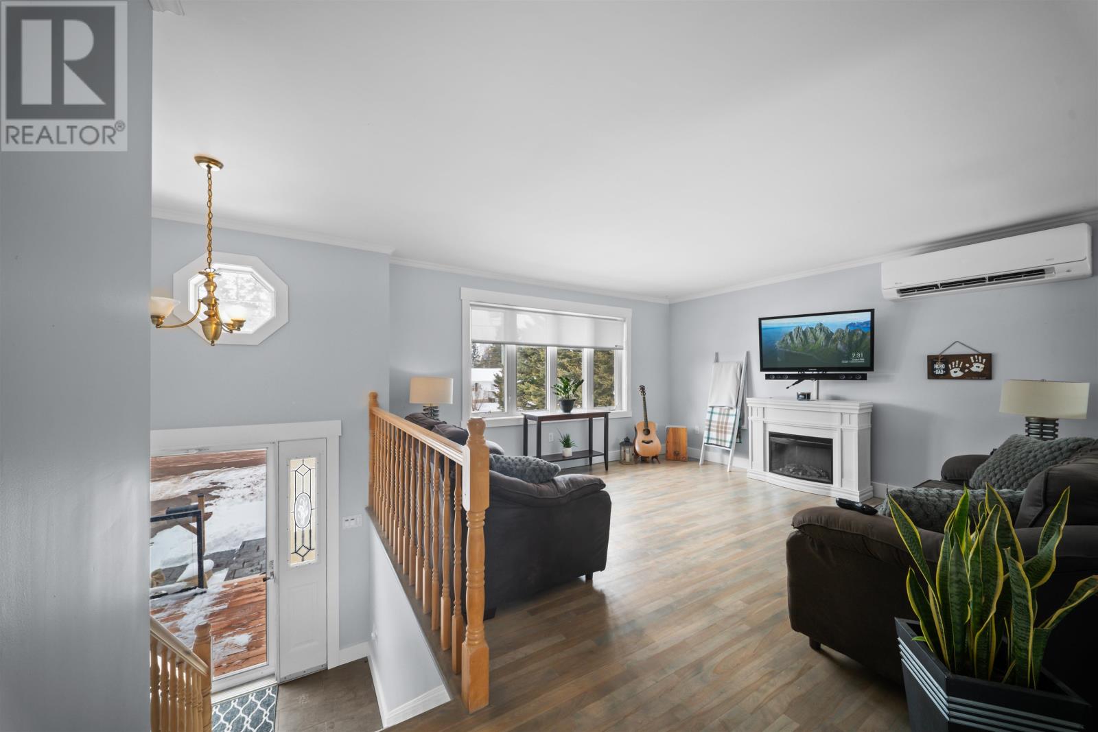 35 Fairway Avenue — photo 9