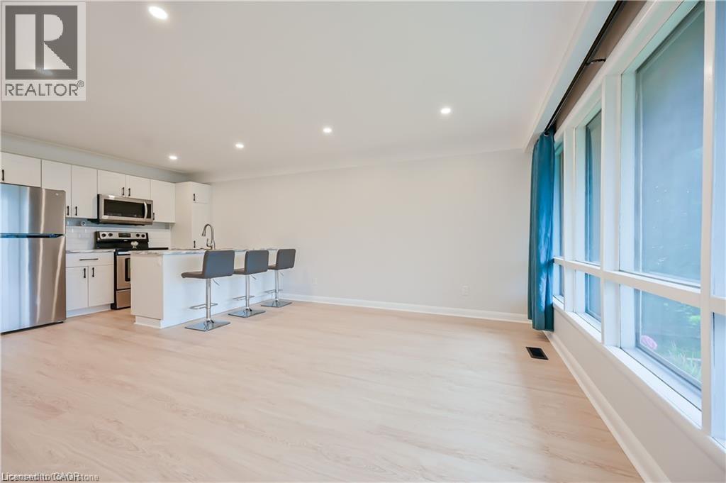 738 MOHAWK Road E Unit# Upper Unit - Photo 5 of 24, Hamilton, Ontario