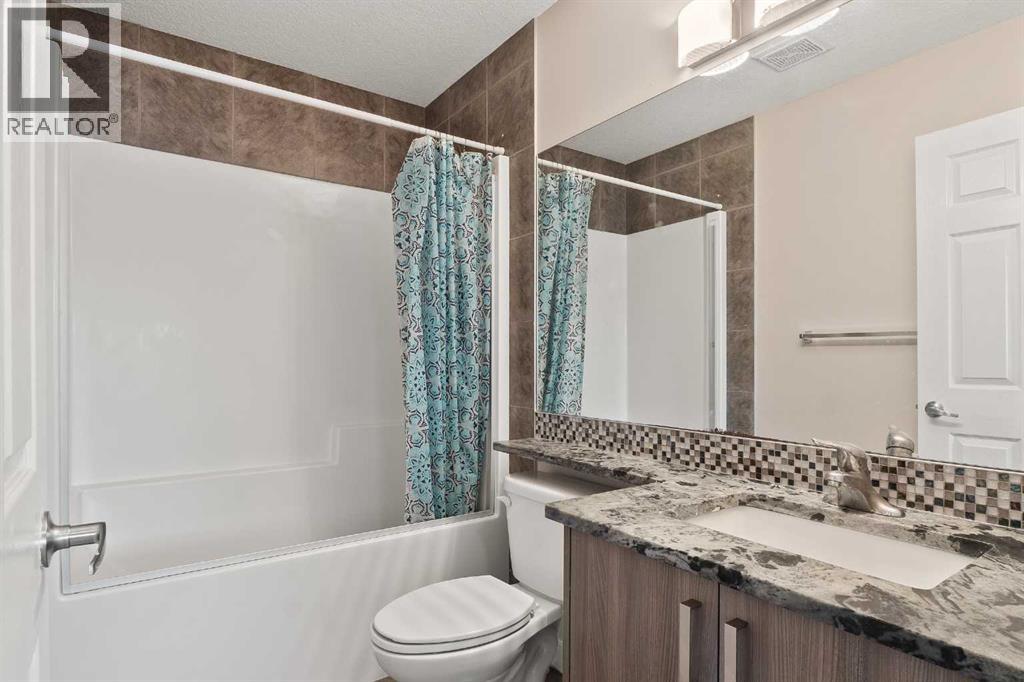 Single Family House for Sale in  Nolancrest Circle NW Nolan Hill Calgary 