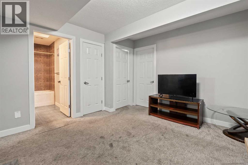 Single Family House for Sale in  Nolancrest Circle NW Nolan Hill Calgary 