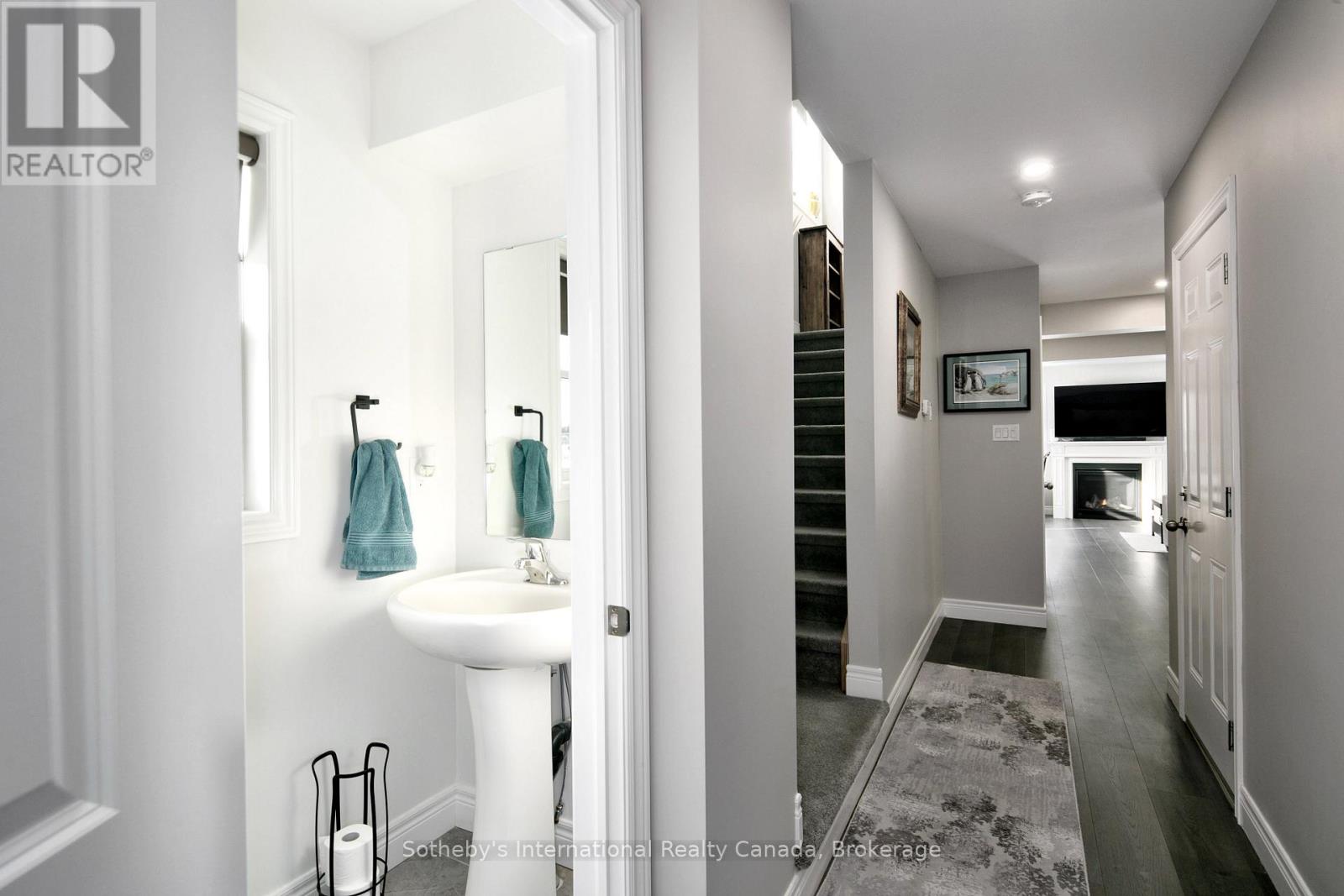 221 EQUALITY DRIVE - Photo 4 of 23, Meaford, Ontario