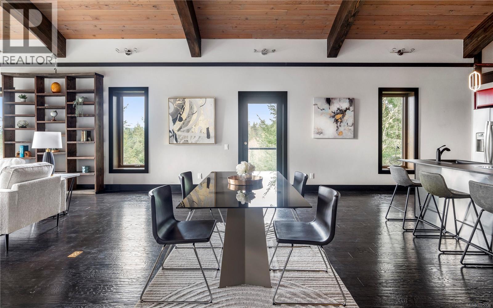 7405 Thornton Hts, Sooke