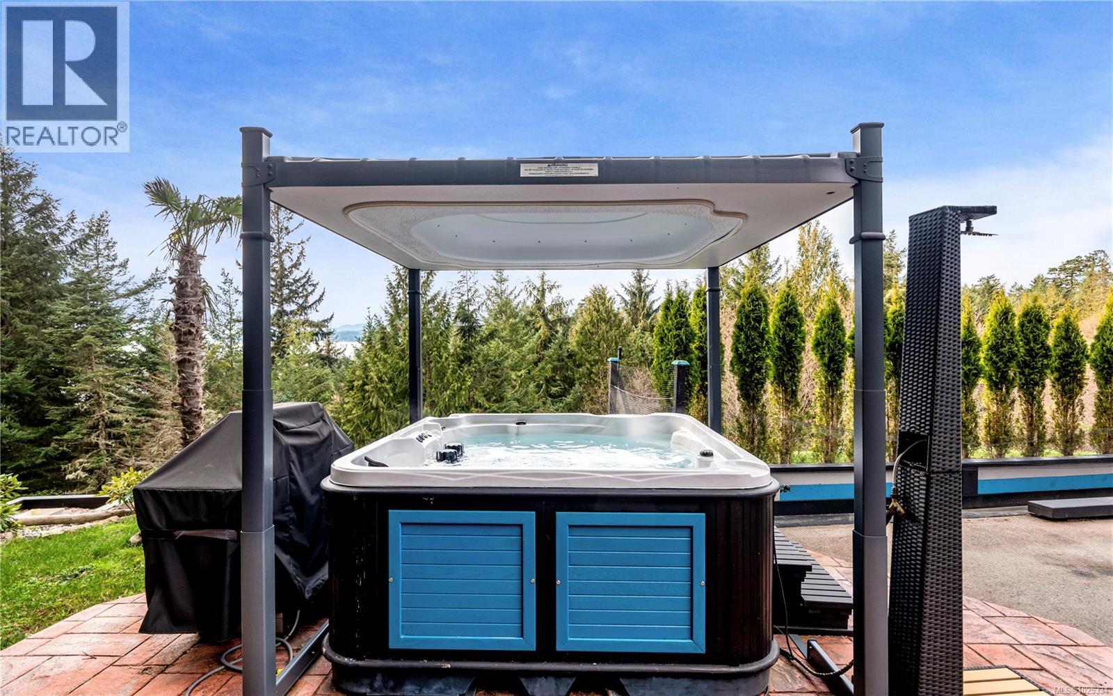 7405 Thornton Hts, Sooke