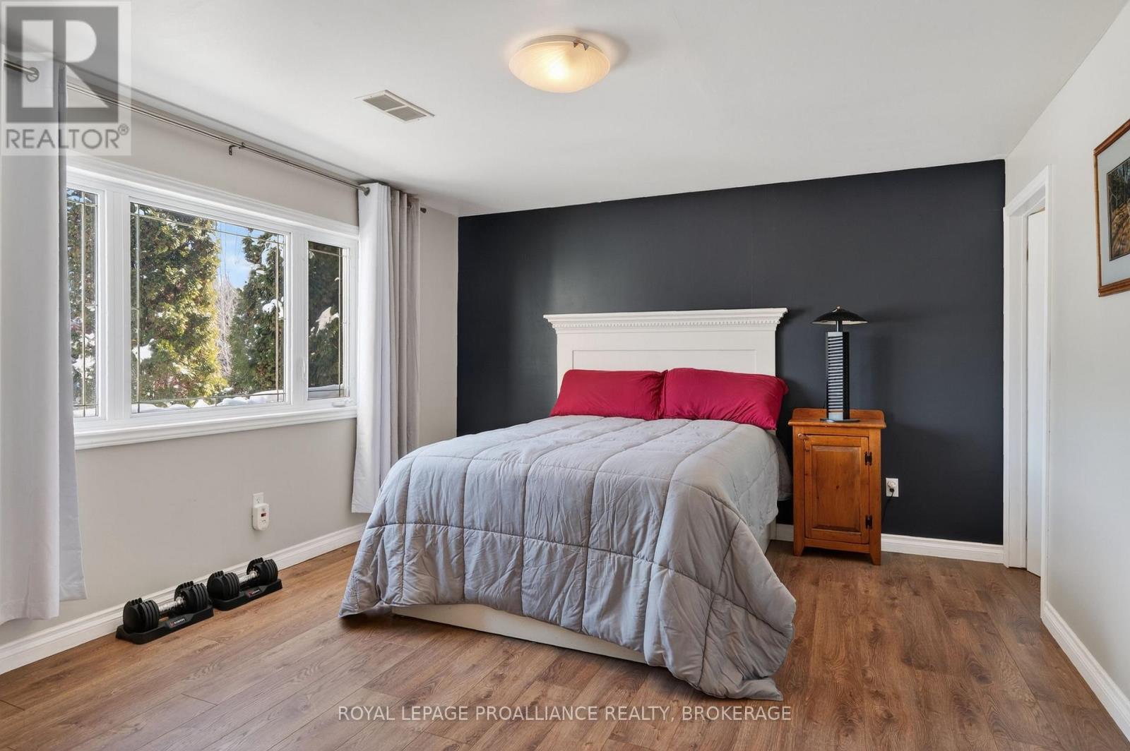 27 COLLINS DRIVE, Frontenac (Frontenac South), Ontario