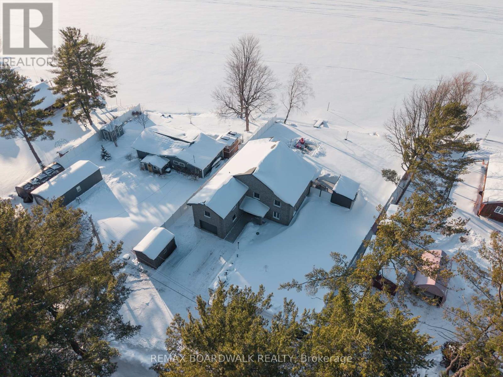 50 KERRY FOREST DRIVE - Photo 3 of 50, Front of Yonge, Ontario