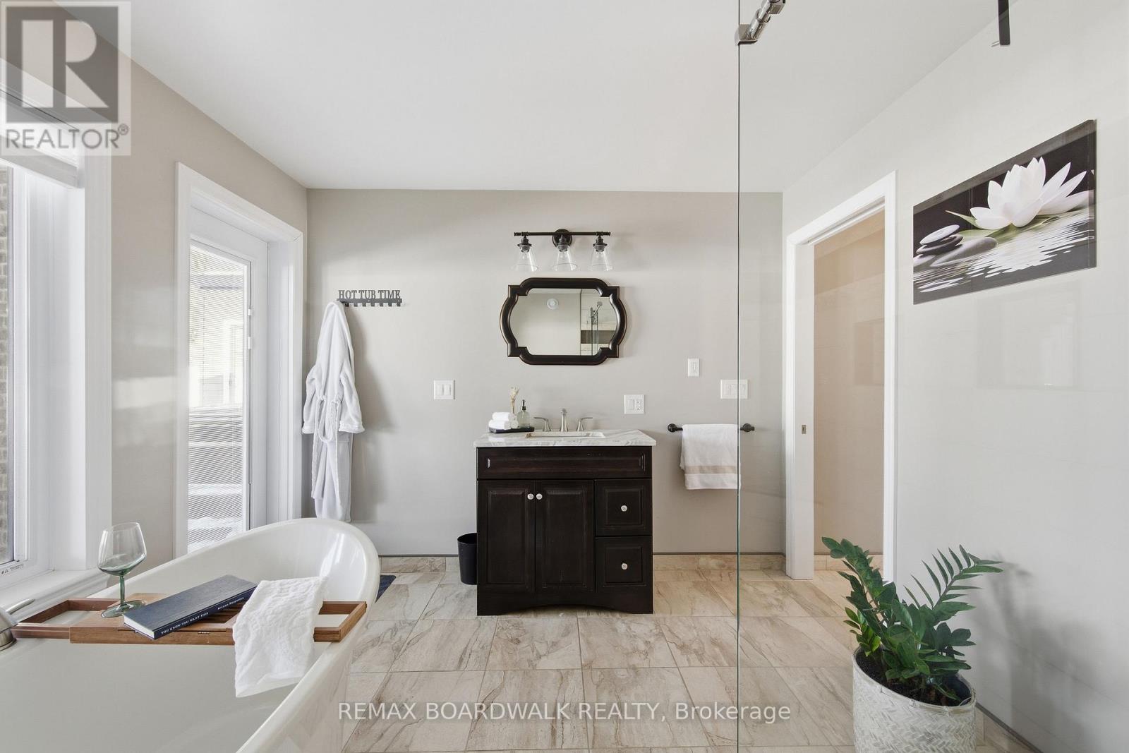 50 KERRY FOREST DRIVE — photo 38