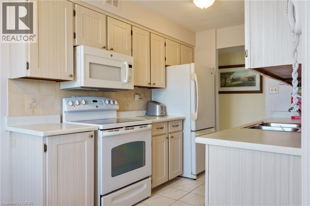#908 30 HARRISFORD STREET - 21