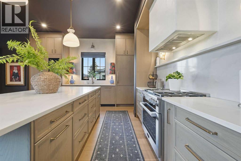 Single Family House Bungalow for Sale in   Avenue SW North Glenmore Park Calgary 