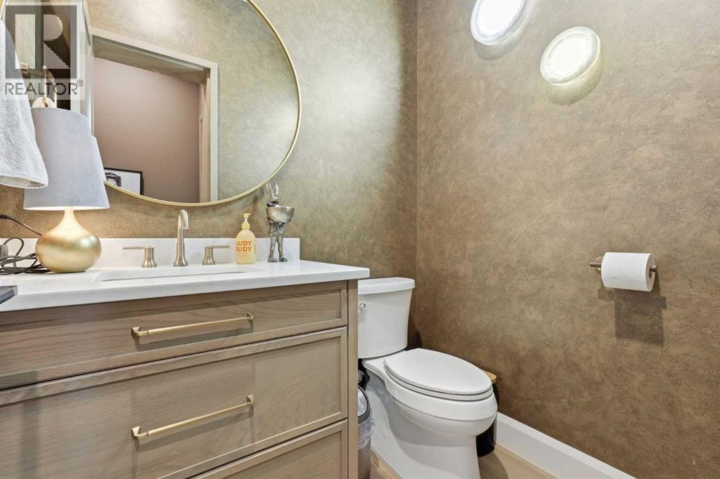 Single Family House Bungalow for Sale in   Avenue SW North Glenmore Park Calgary 