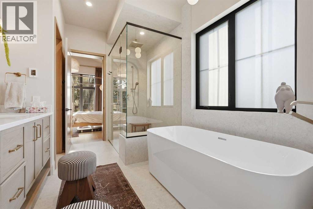 Single Family House Bungalow for Sale in   Avenue SW North Glenmore Park Calgary 