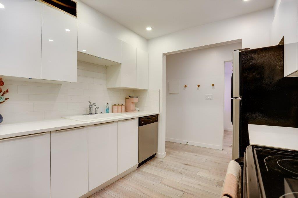 105 1544 FIR STREET, White Rock