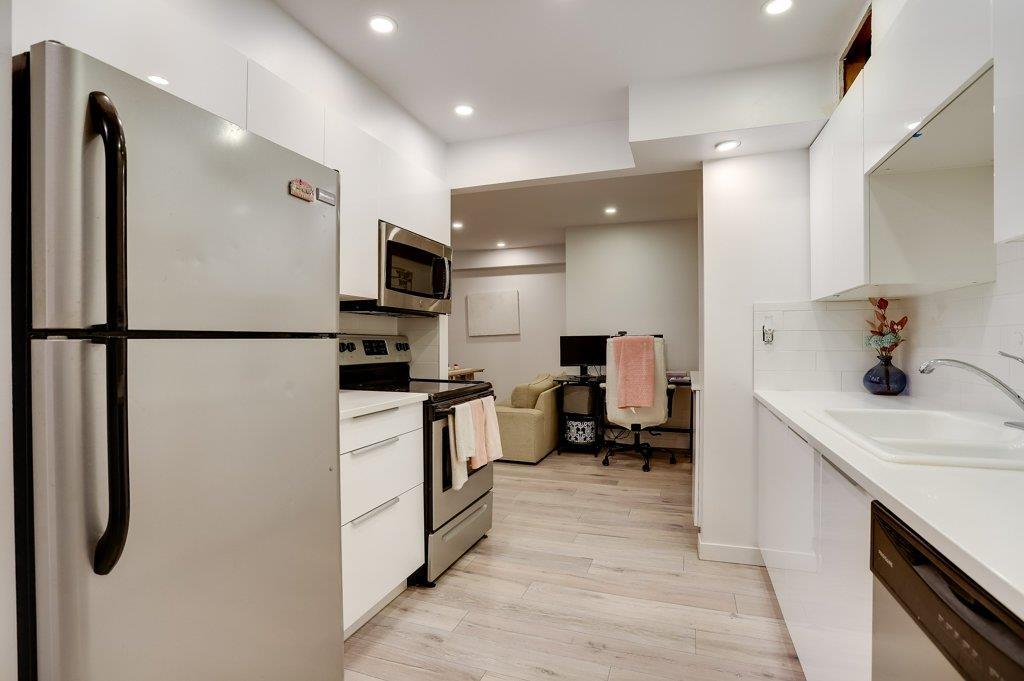 105 1544 FIR STREET, White Rock