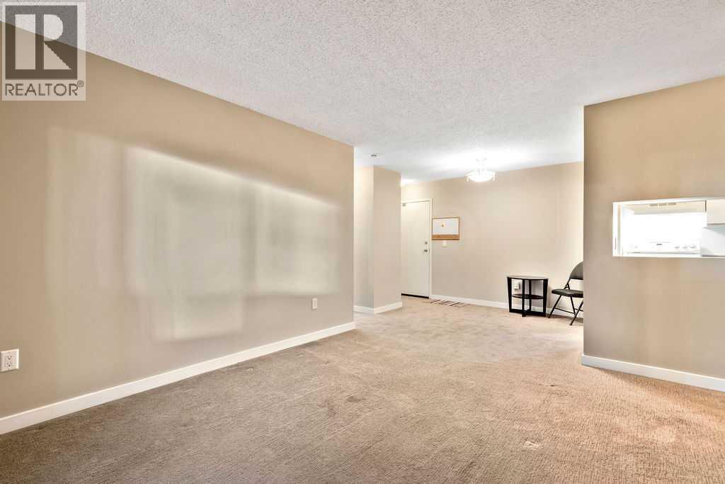 Single Family House for Sale in   Dover Point SE Dover Calgary 