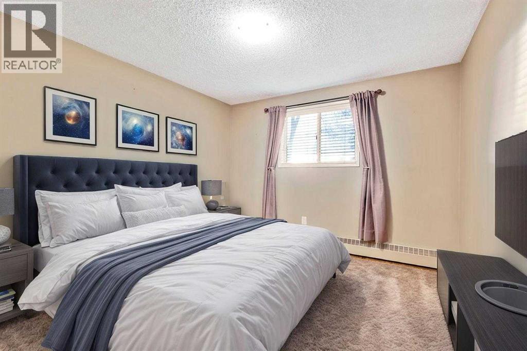 Single Family House for Sale in   Dover Point SE Dover Calgary 
