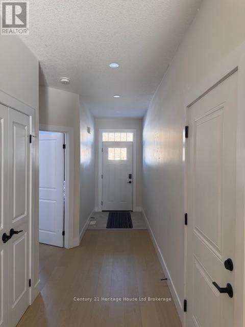 3.5 SOUTH COURT STREET W - 2