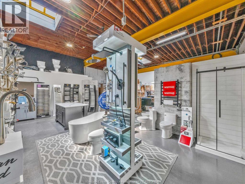 400 Erie Unit 7 photo 5