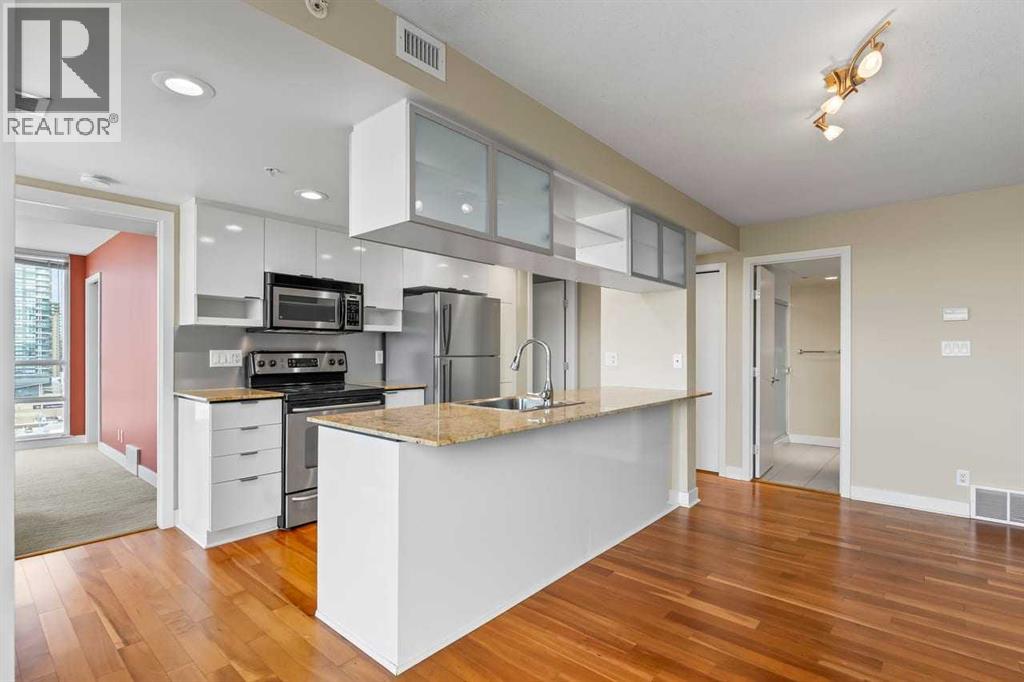 Single Family House for Sale in    Street SW Beltline Calgary 