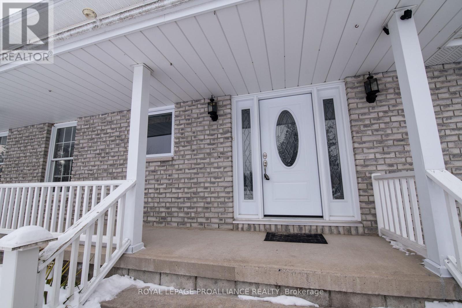 61 SILLS ROAD - 3
