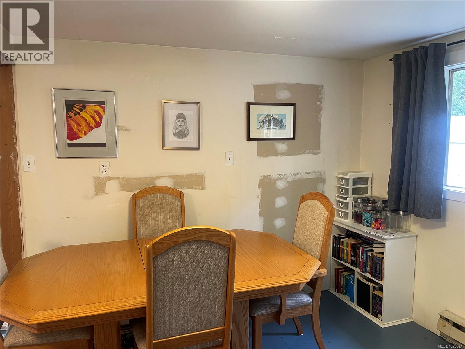 247 Huson Rd, Qualicum Beach