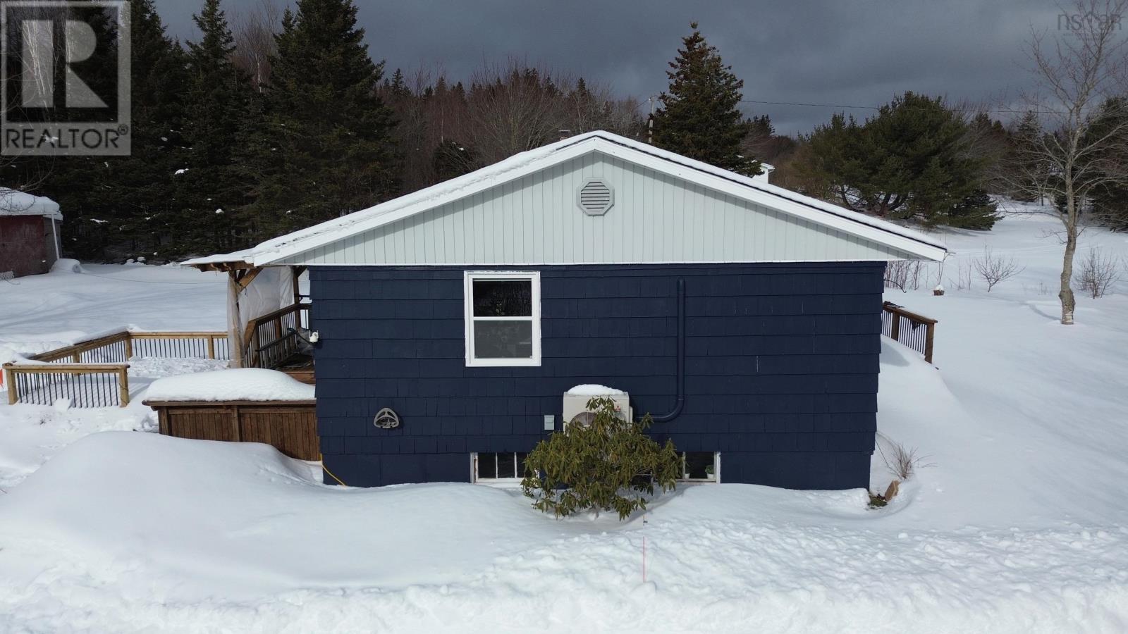 Single Family House Bungalow for Sale in   Highway Glendale 