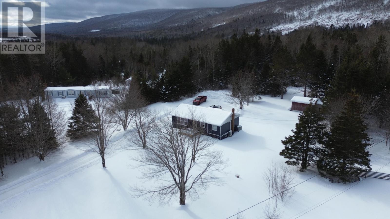 Single Family House Bungalow for Sale in   Highway Glendale 