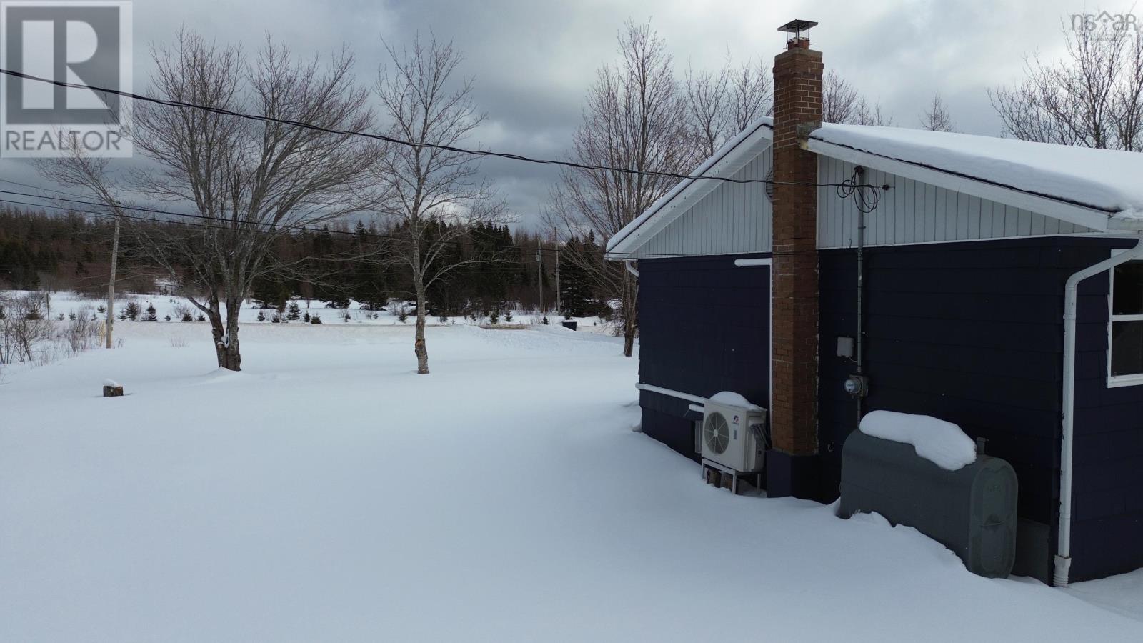 Single Family House Bungalow for Sale in   Highway Glendale 