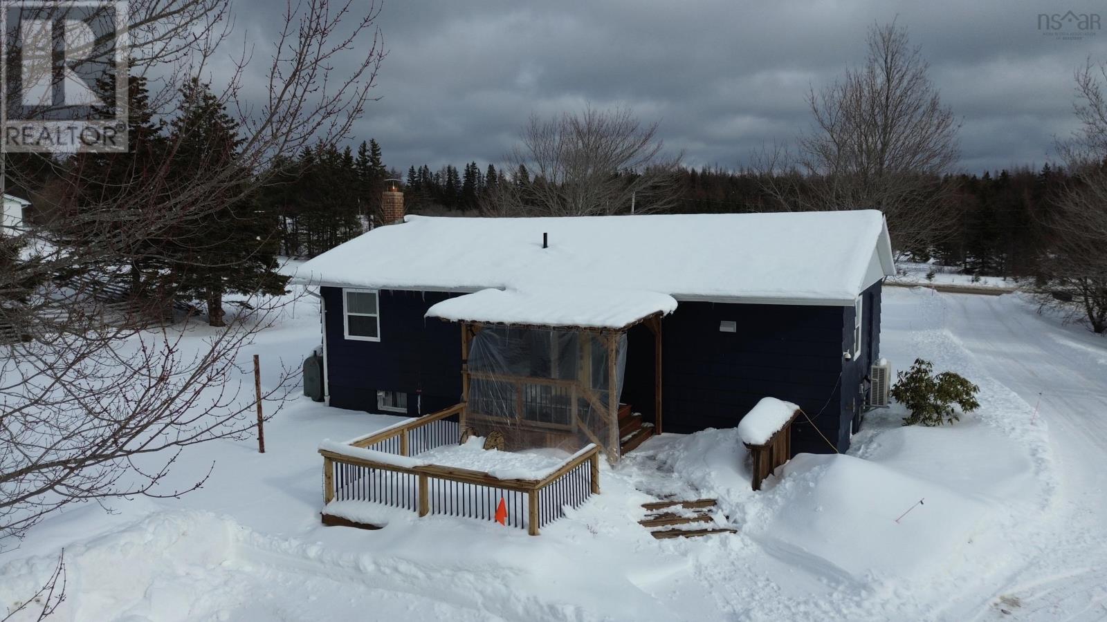 Single Family House Bungalow for Sale in   Highway Glendale 