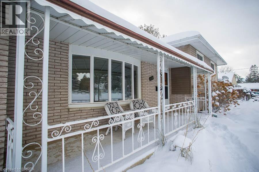 104 HILLSIDE Avenue - Photo 3 of 42, Delhi, Ontario