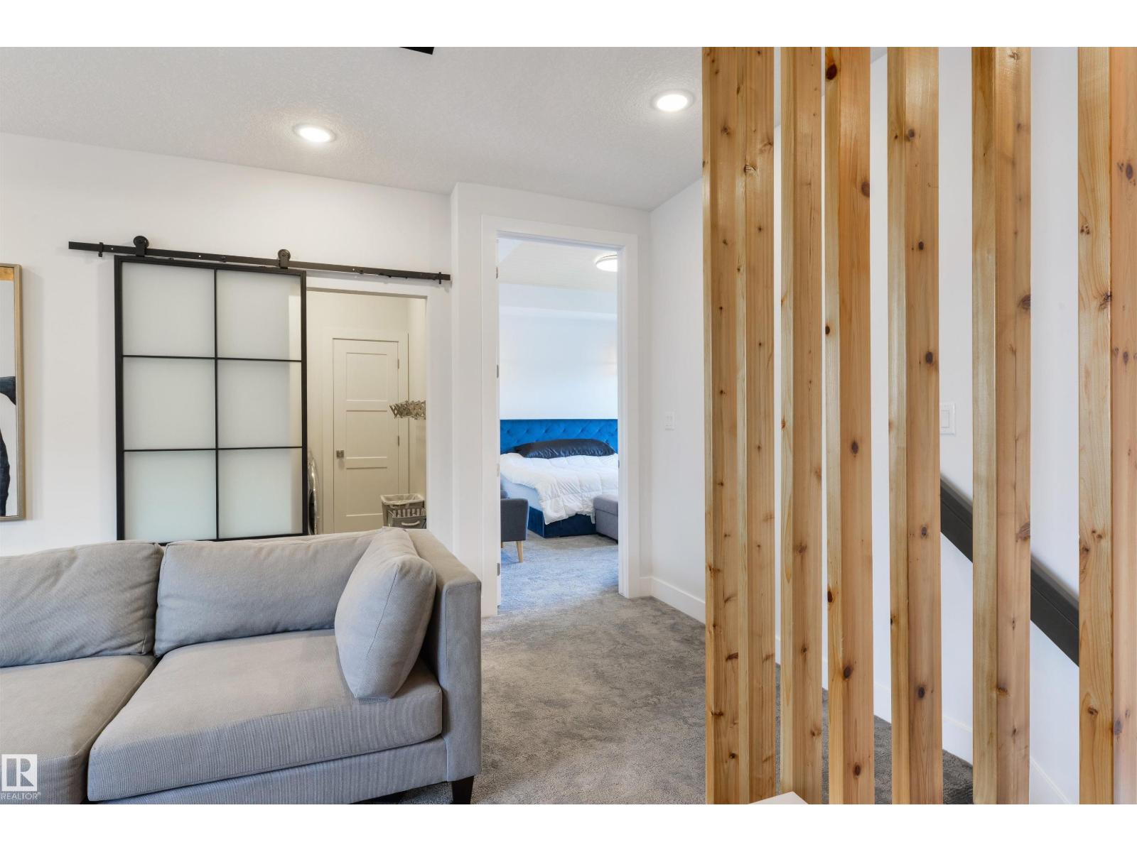 219 37 ST SW, Edmonton