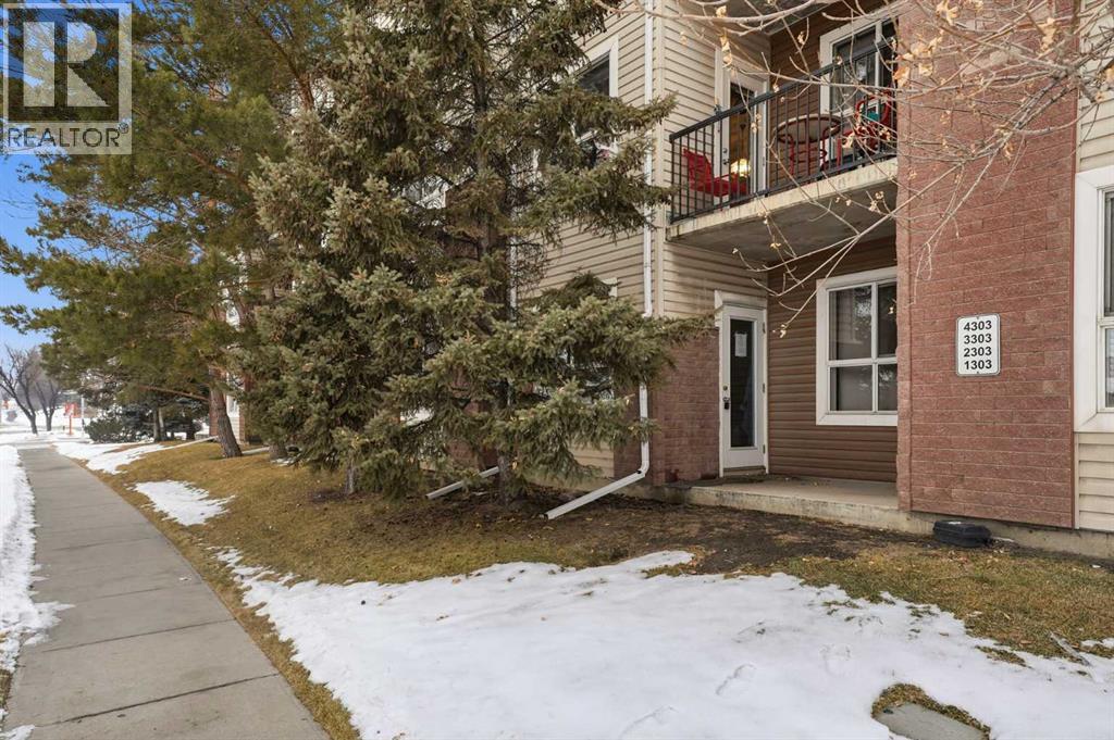 Single Family House for Sale in   Erin Woods Court SE Erin Woods Calgary 