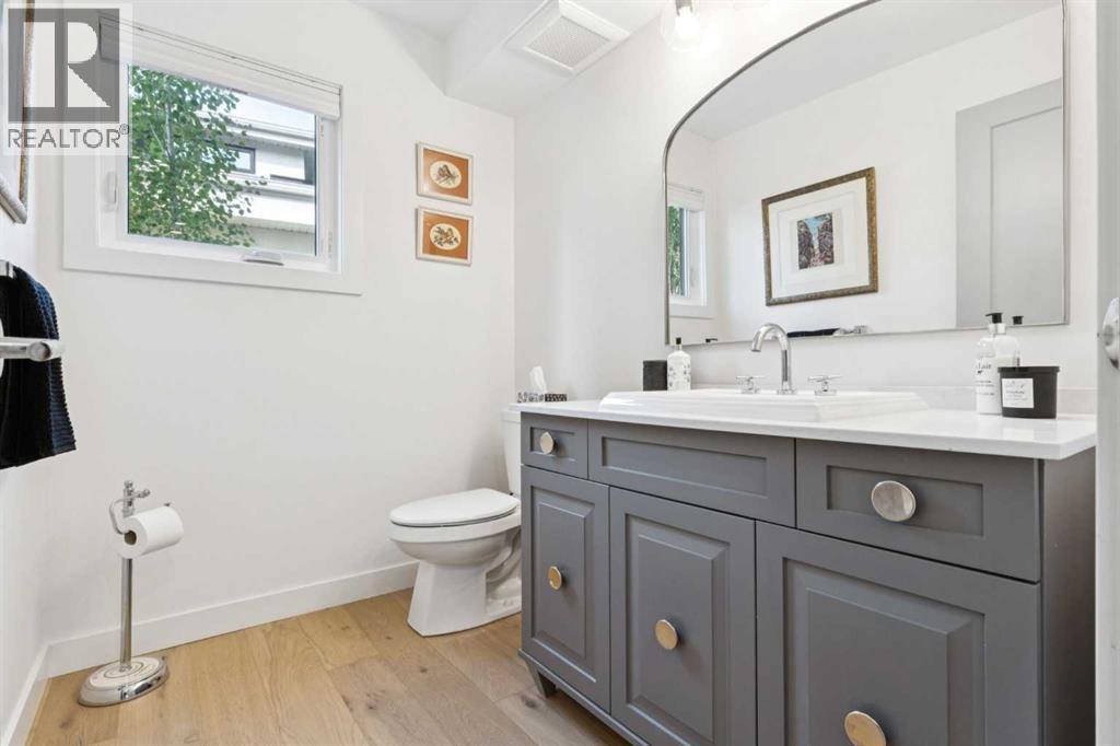 Single Family House for Sale in  Lake Erie Way SE Lake Bonavista Calgary 