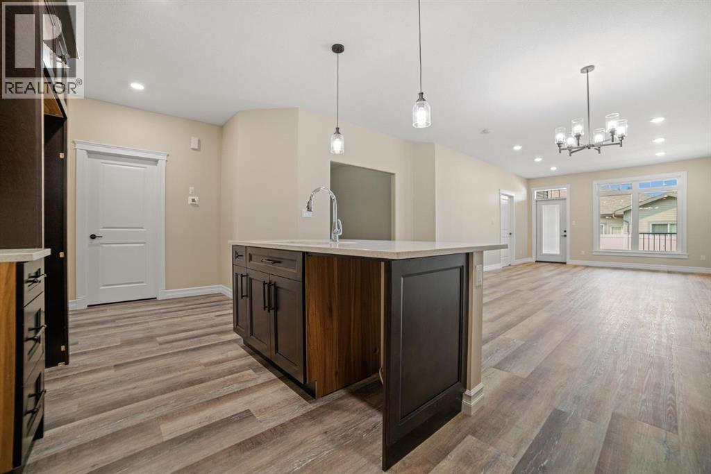 Single Family House Bungalow for Sale in   Avenue Victoria Park Camrose 