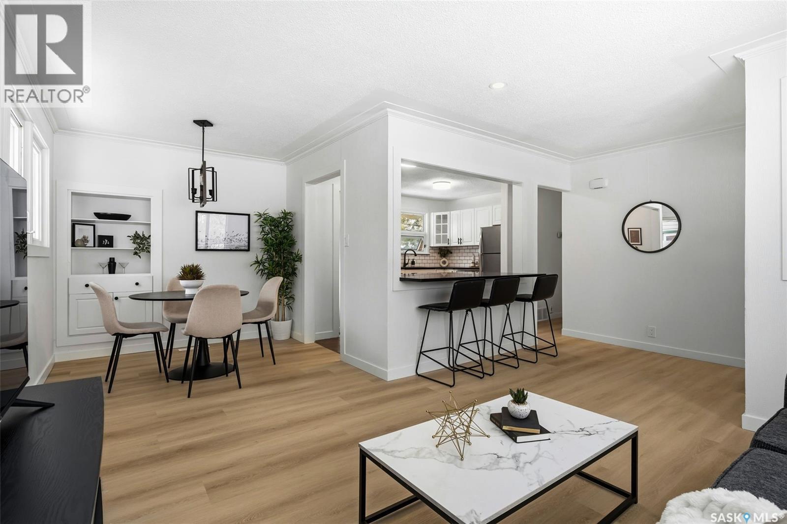 Single Family House Bungalow for Sale in  st AVENUE Regina 