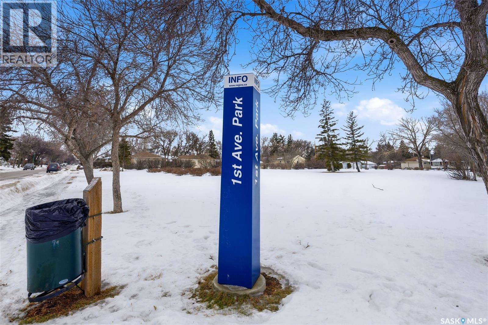 Single Family House Bungalow for Sale in  st AVENUE Regina 