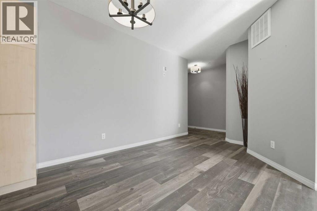 Single Family House for Sale in    Avenue SW Beltline Calgary 